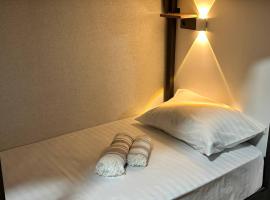 Cosiness HOSTEL – hotel w mieście Osz