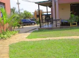 Golden Suites Hotel