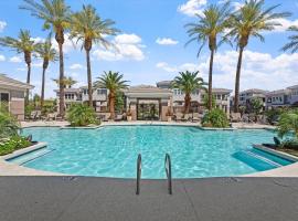 Lux Condo w Pool, Jacuzzi, Gym Golf, hotel di Scottsdale
