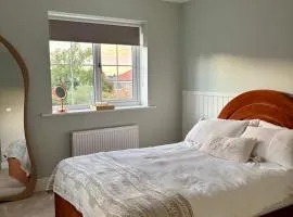 Stylish double room females and couples only