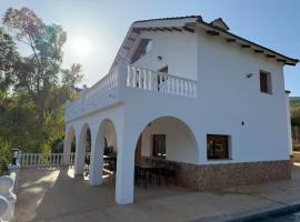 Villa Iba&ntilde;ez Alto, chal&eacute; alpino em Villanueva del Arzobispo