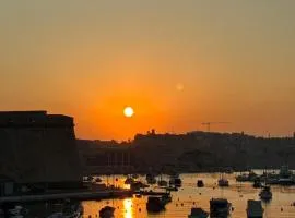 Front Row Seafront House with Dreamy Valletta and Harbour Sunset Views