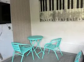 Amplia habitación privada a minutos de Fundidora