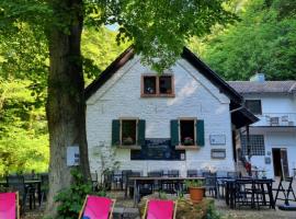 Charlottes Waldresidenz, family hotel in Neustadt an der Weinstraße