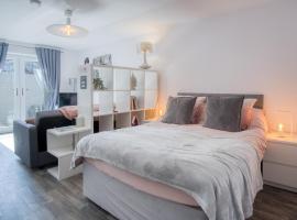 Portway Nook - 1 Bedroom Studio - Bishopston, khách sạn ở Bishopston