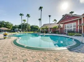 Villa Velera Your Modern Disney Escape and other theme parks Pool, Fast WiFi & Free Parking, great for long stays