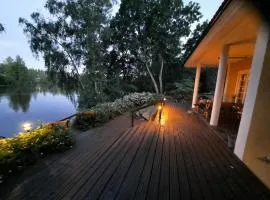Lovely riverside cottage close to Tampere