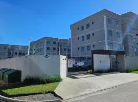 Ap Studio Amplo e Arejado, com Internet rápida, Fácil acesso ao centro e Porto de Paranaguá