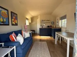 Meadow Hayes Studio
