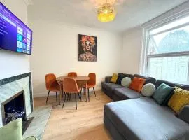 Entire 5 Bed New Home - Southampton Centre - 4BDRM