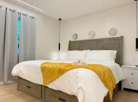 Cypress Suites - Stylish apartments in Newburgh IN