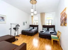 Family Rooms - 7 Minutes to Schönbrunn Palace