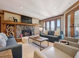 Hyatt Condominium 01 by East West Hospitality
