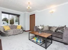 Preston 4 bedroom house near M55 & M6