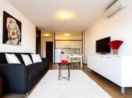 Blue wave apartment by the sea
