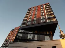 Ramada Suites By Wyndham Victoria Street West