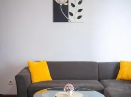 Cozy stay rentals- cozy & sweet 1 BR apartment in Tbilisi with city & mountains view