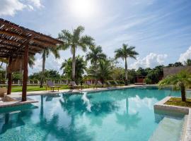 Hacienda Zunzal - Weddings, Events & Large Groups!, Hotel in Leona Vicario