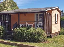 Chalet Prestige avec Terrasse - API-1-52-411, ξενοδοχείο σε Anduze