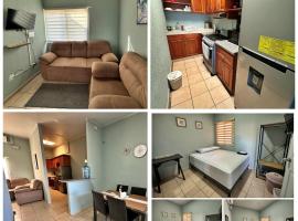 Sweet Home - Seguridad, Piscinas, Parques y Paz, hotel em San Miguel