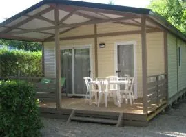 Chalet confort avec terrasse - 5 personnes - API-1-52-621