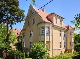 Painter's apartment by ZOO and Wrocław Congress Center