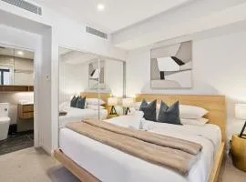 BURS18 - Luxury Accessible Apartment
