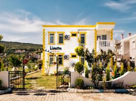 Limon Pansiyon, Hotel in Foça