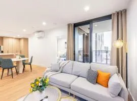 Central Woden Gem, Parking, Shops, Hospital