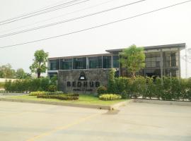 Bed Hub Hotel, hotel v destinaci Ban Dong Chaphlu