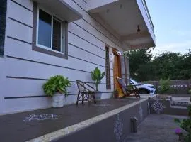 Koneru's Village Stay - Hampi "Workcation"