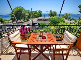 Studios and Apartments Meri, hotel de golf din Neo Klima