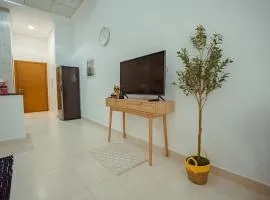 G06 Ansam Amalfi-Inspired Studio Yas Island Escape