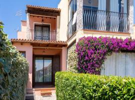 Green Residence Bados Mare, hotel in Olbia