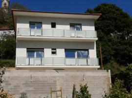 Manecas House Creative, hotel a Castro Daire