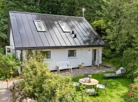 Amazing Home In Aabenraa With Wifi