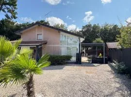 Villa Soustons Plage à 1,7km,Golf à 900m,Jacuzzi ,wifi,Bbq