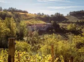 Borgo Isolabella - Wine & Vermouth Resort