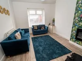 Cosy 3-Bed House – Walk to Swansea Stadium