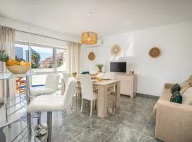 Charming Flat with Balcony - Portimão by HostWise