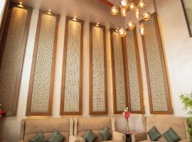 Hotel Tirupati Plaza, hotel perto de Kota Airport - KTU, Kora