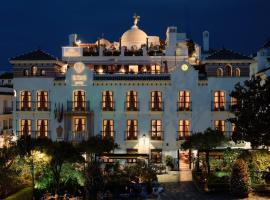 Hotel El Pilar Andalucia, hotel v destinaci Estepona