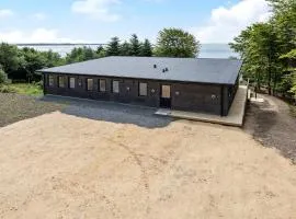 Awesome Home In Spøttrup With Wifi