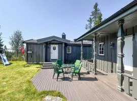 Beautiful Home In Sjusjøen With Sauna