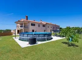 Luxurious new apartment with pool