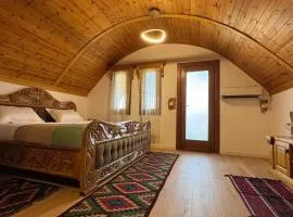 Wooden apartment in Tirana