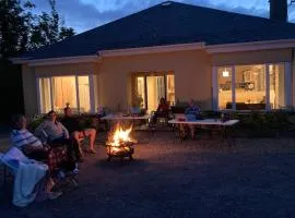 Yellow Cottage up to10 guests