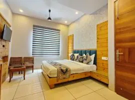 Hotel Golden Heaven Inn, Amritsar-Near Golden Temple