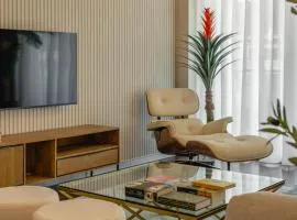 Lux City Center-2Bed & Free Park CH