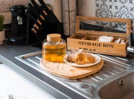 Stylish Chalet 5min to Beach, hotel a Swansea